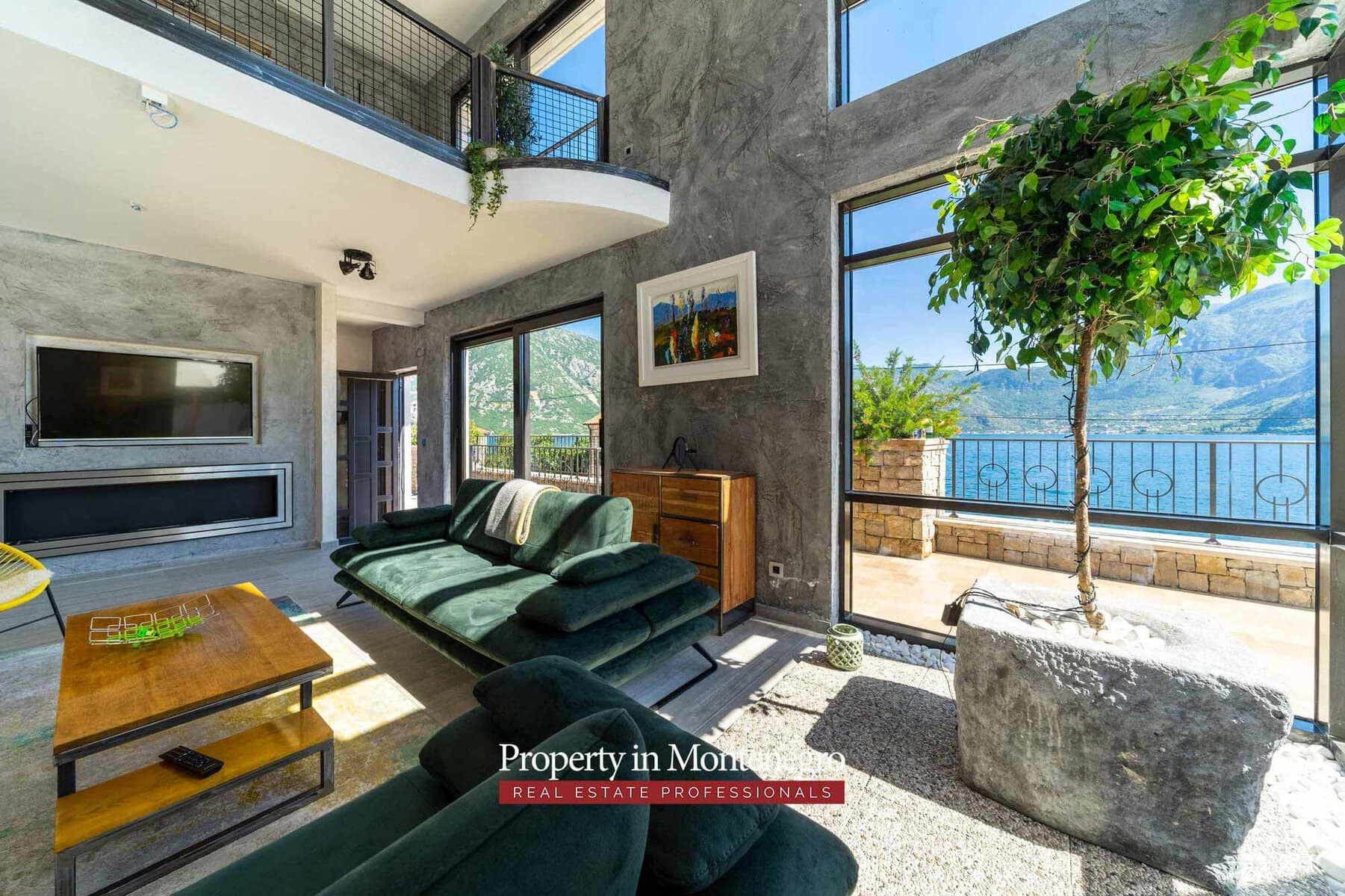 Modern villa in the Bay of Kotor (7)