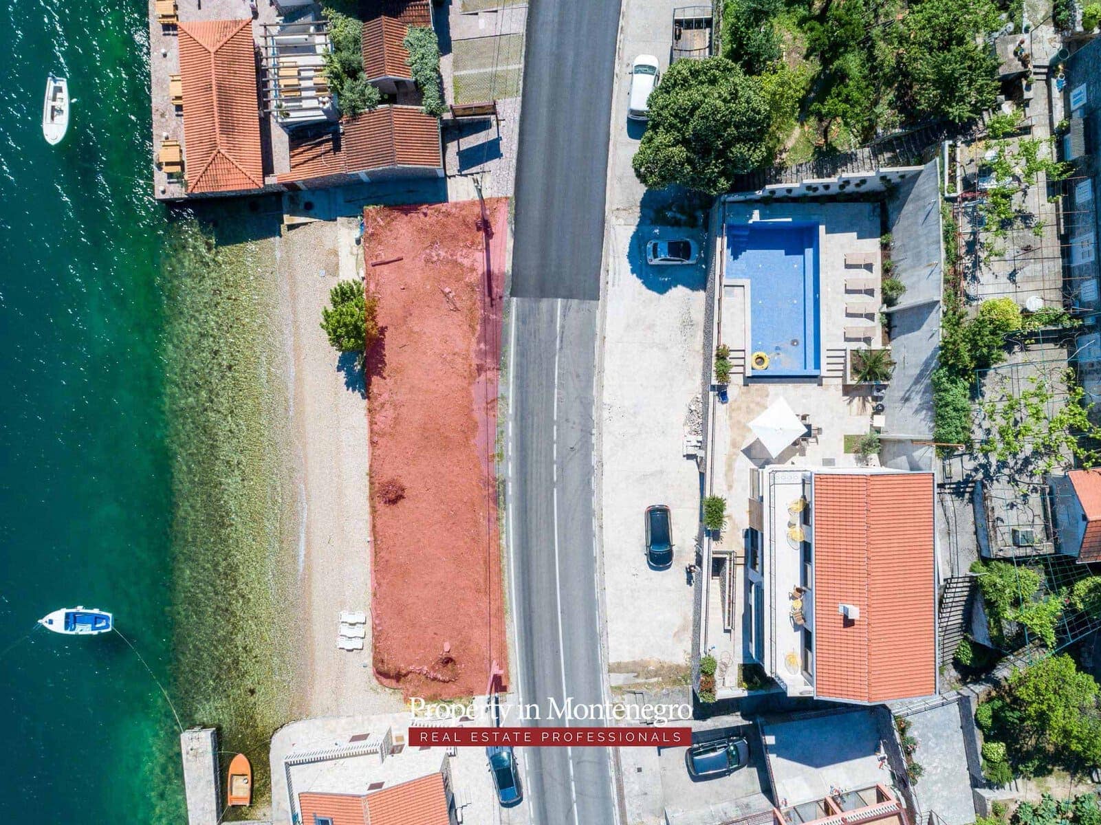 Modern villa in the Bay of Kotor (11)