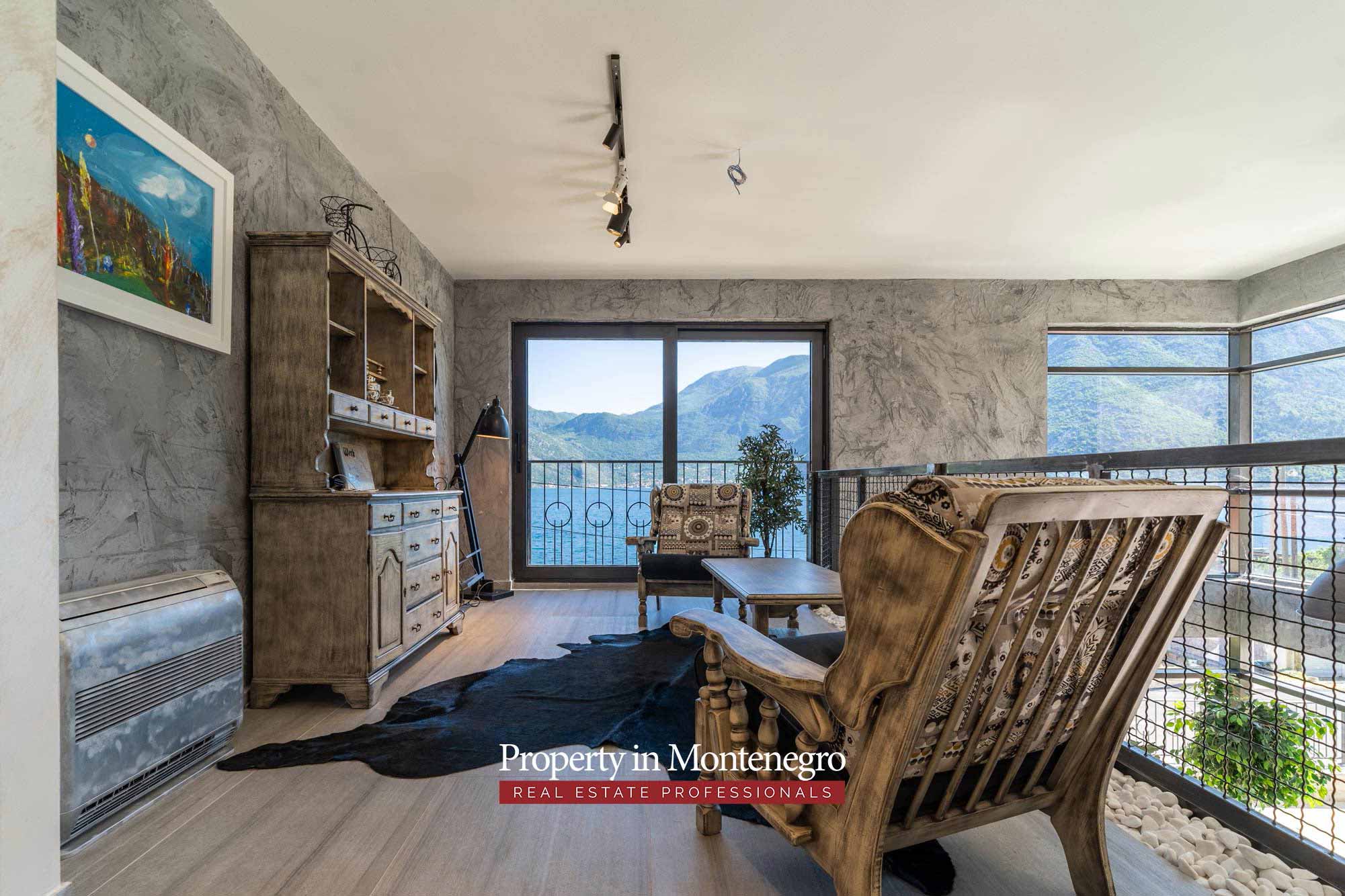 Modern villa in the Bay of Kotor (21)