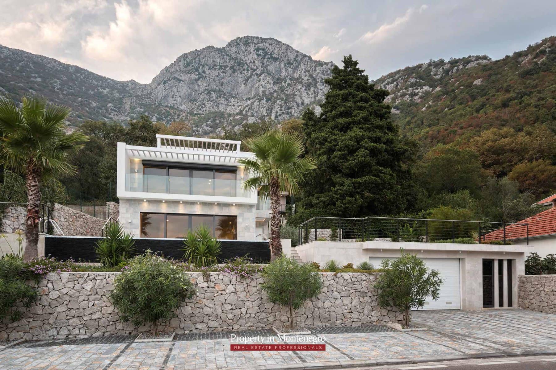 Modern family villa in the Kotor area with two beaches (3)