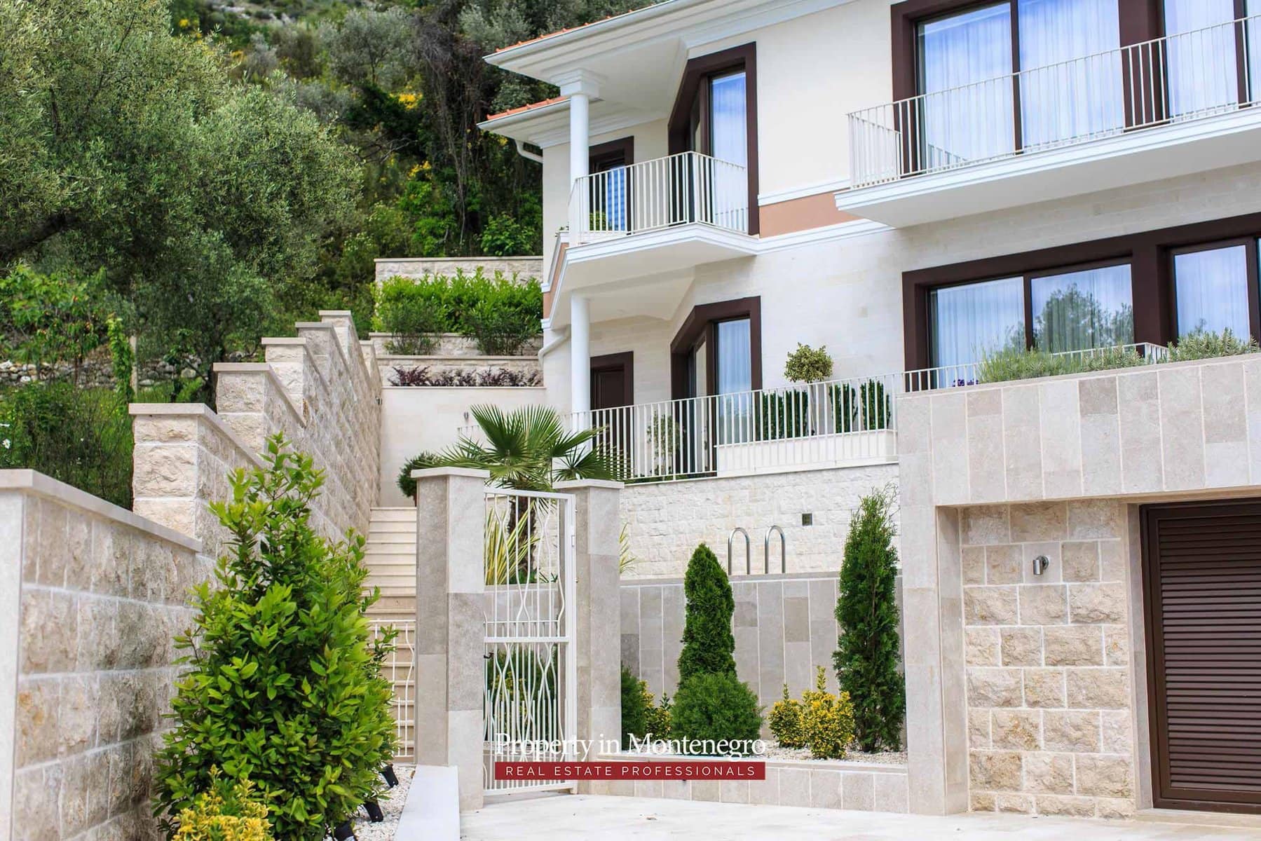 Three bedroom house near Porto Montenegro (9)