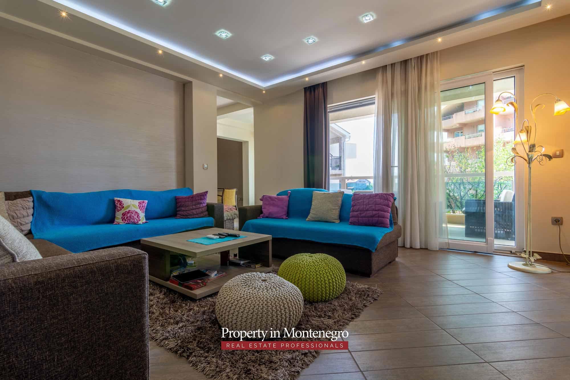 House in the quiet part of Tivat (32)