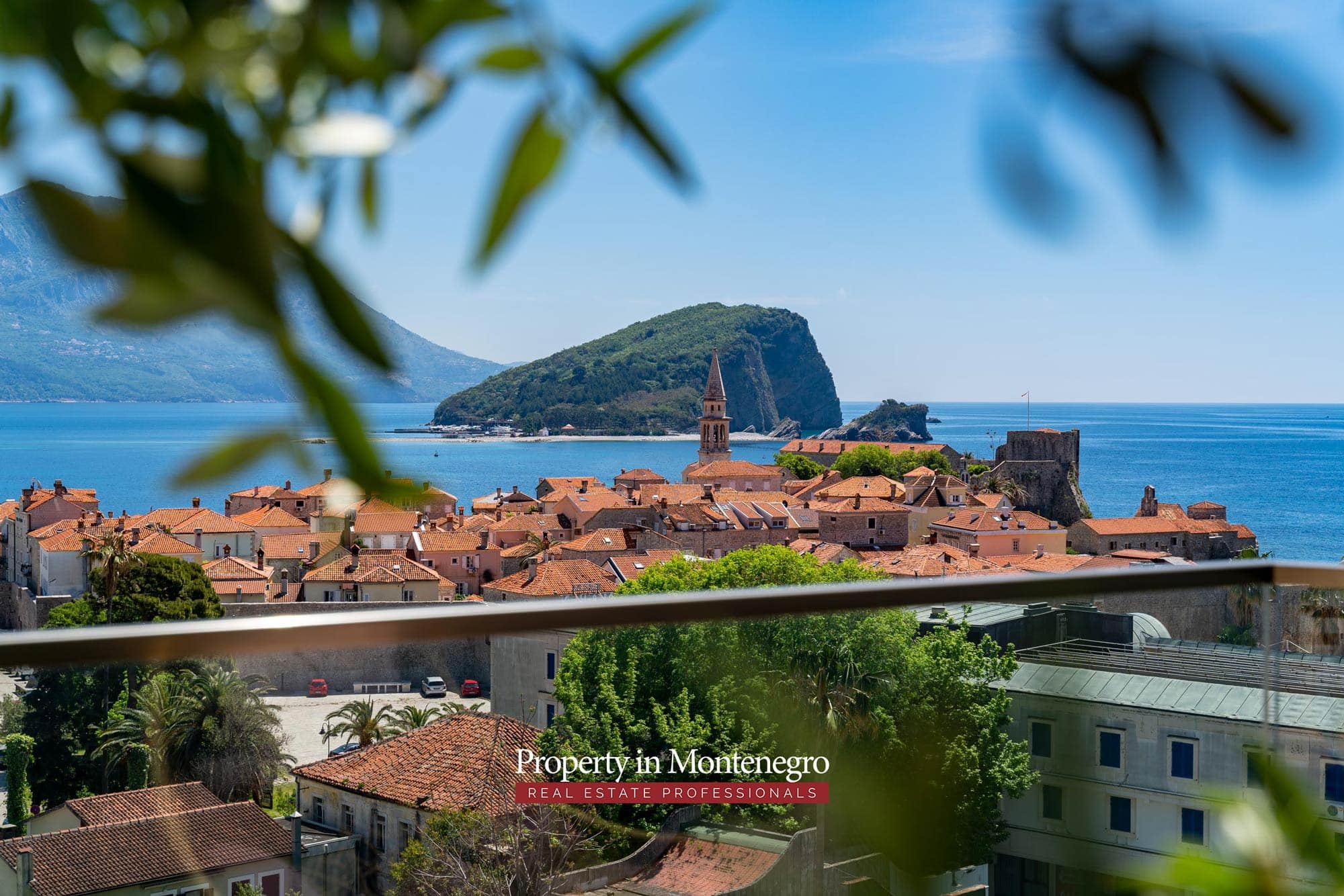 Luxury one bedroom apartment in the most attractive location in Budva (26)