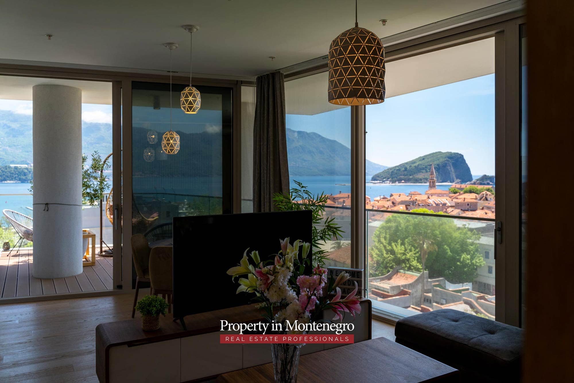 Luxury one bedroom apartment in the most attractive location in Budva (29)
