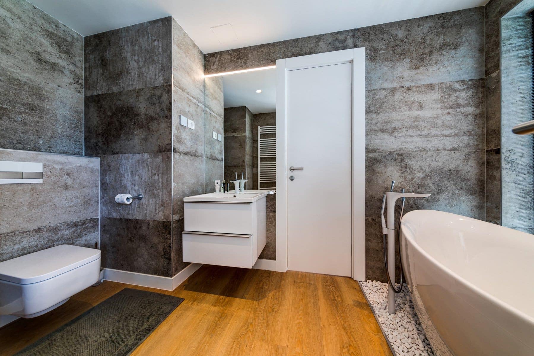 Three-bedroom, contemporary villa in an exclusive gated complex with an outdoor pool, Podgorica (8)