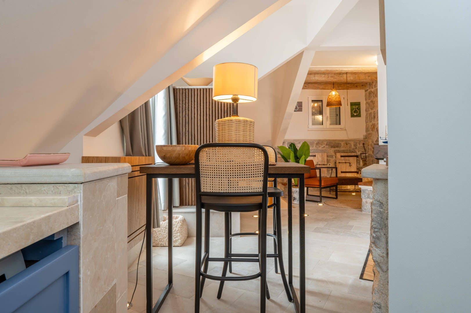 Unique 1bdr Apartment in Budva Old Town (12)