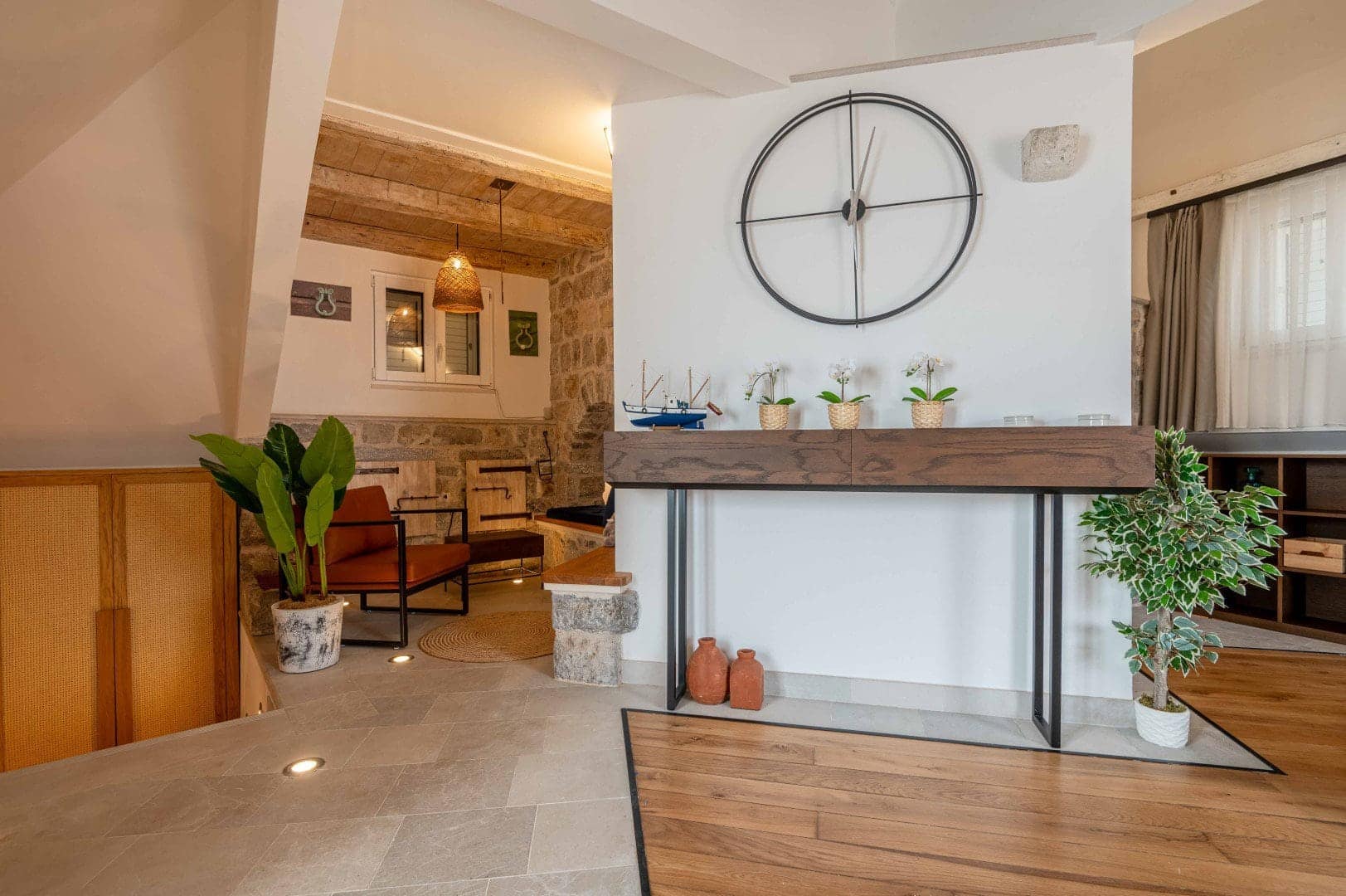 Unique 1bdr Apartment in Budva Old Town (13)