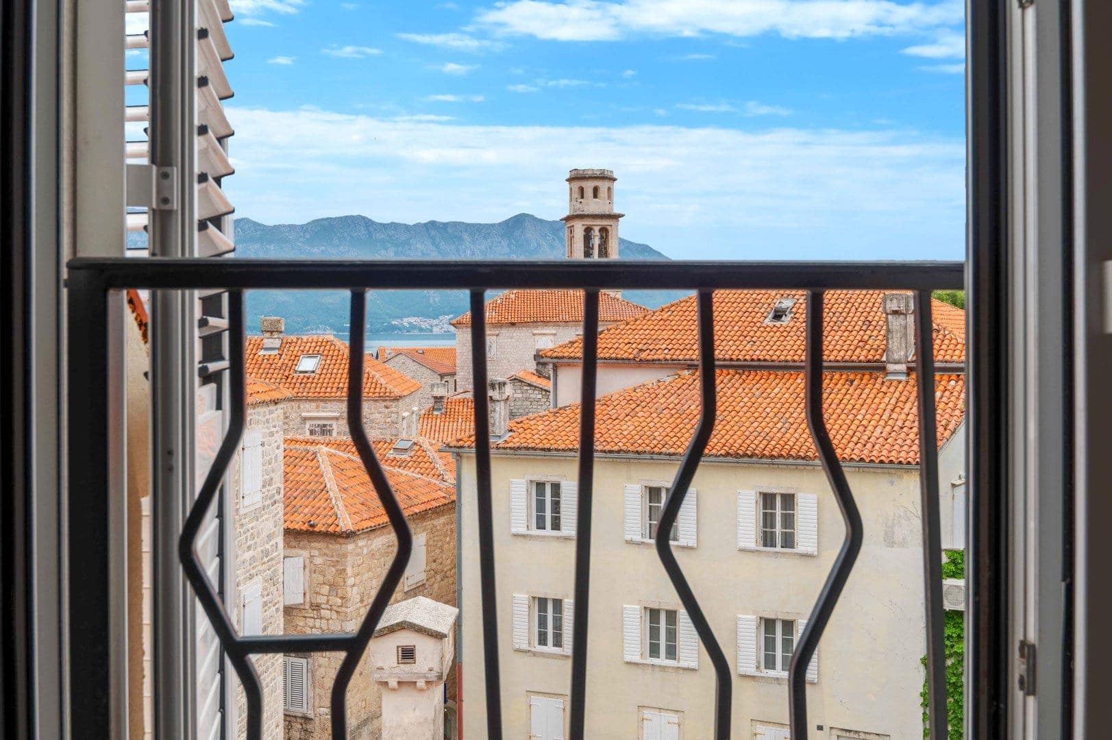 Unique 1bdr Apartment in Budva Old Town (20)