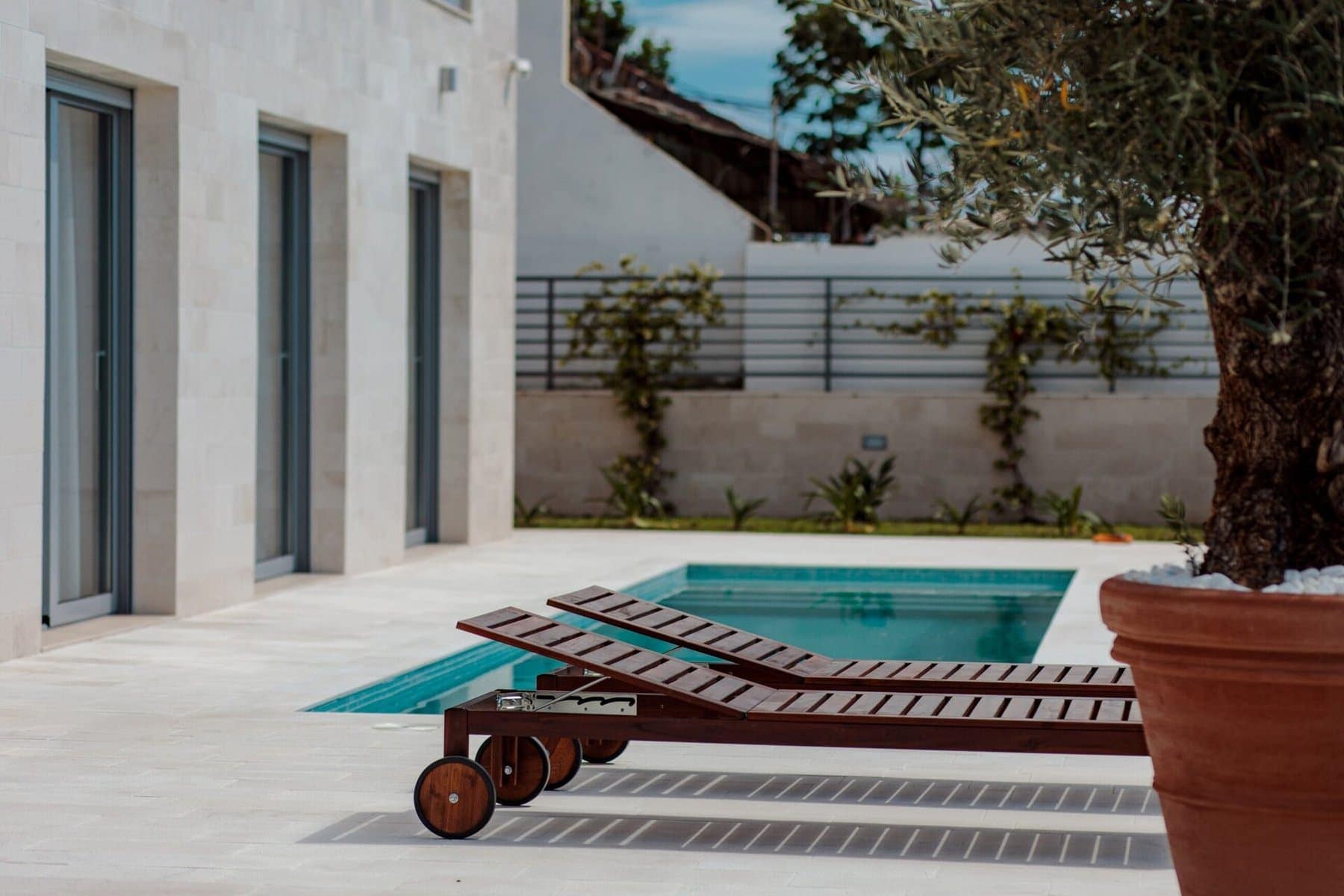 Tivat Sea-view Villa for Rent (6)