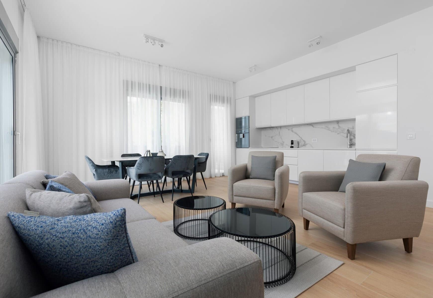 Tivat Sea-view Villa for Rent (12)