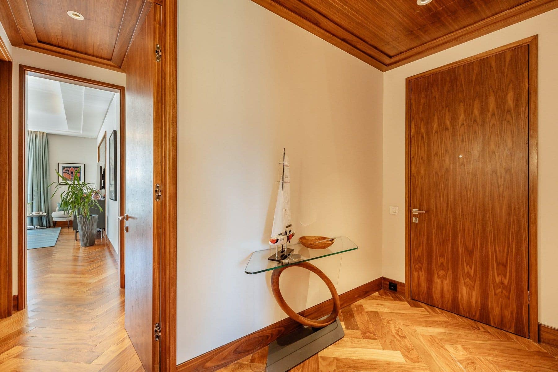 Elena 2bdr Contemporary Apartment (8)