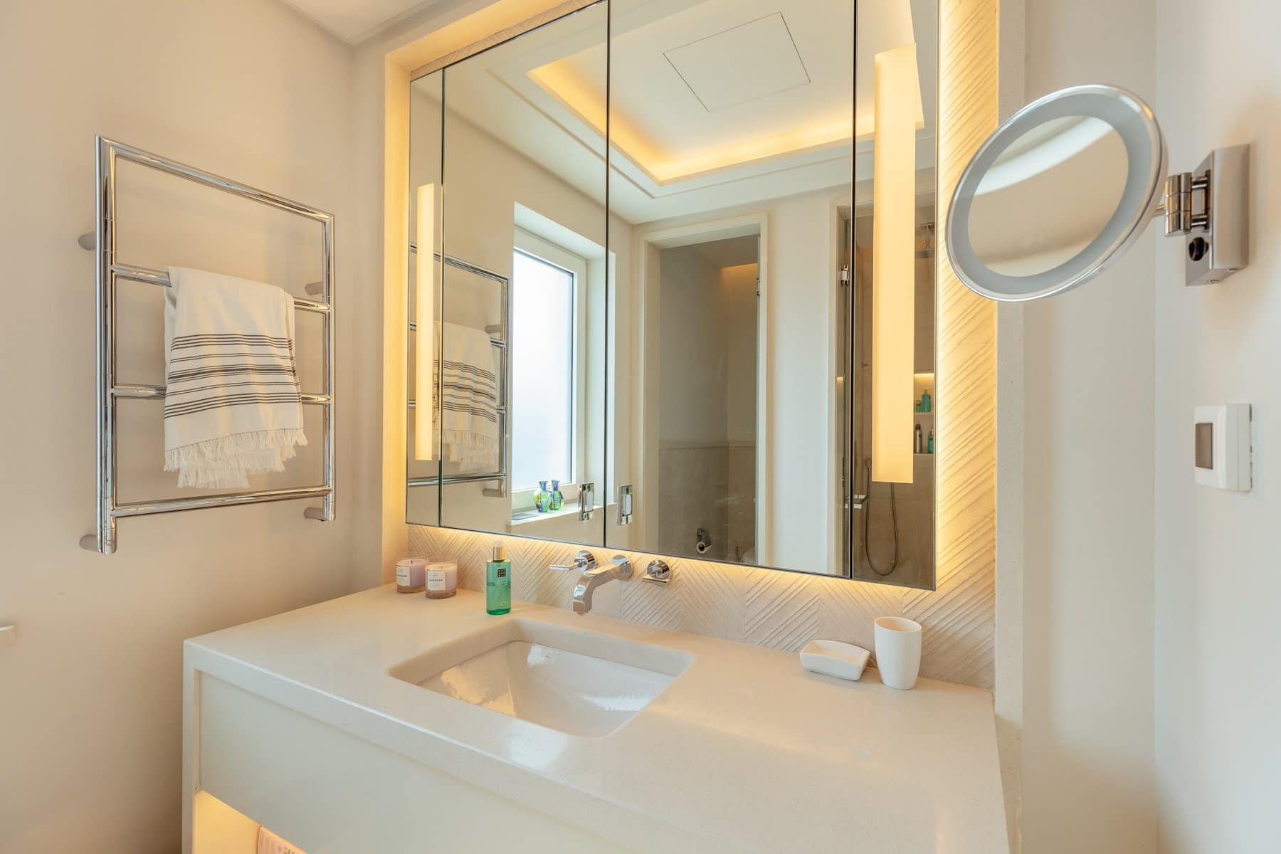 Elena 2bdr Contemporary Apartment (17)