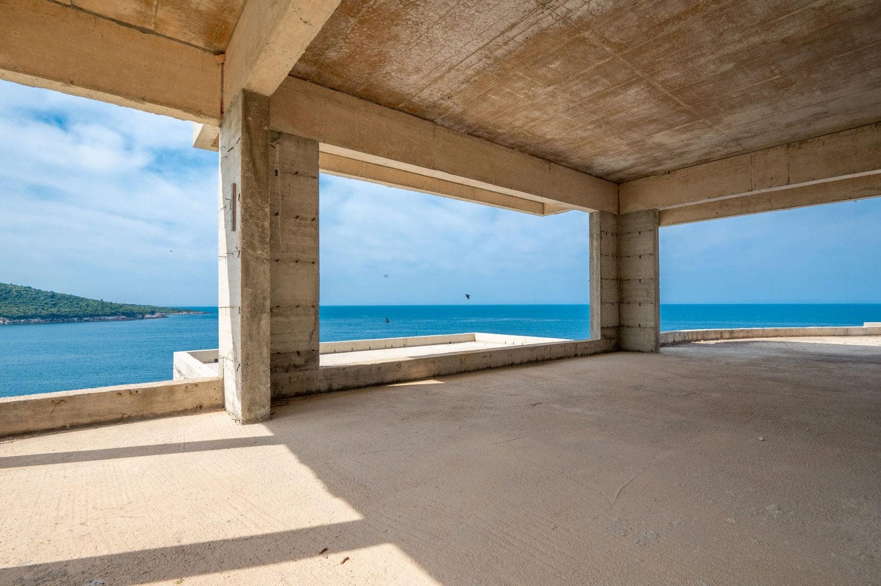 Cliff Villa in Kruce, Bar (19)