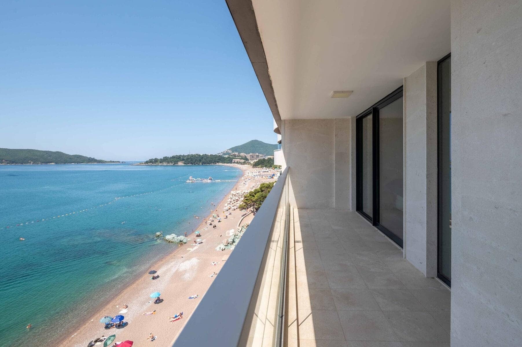 Rafailovici 2bdr Waterfront Apartment (4)