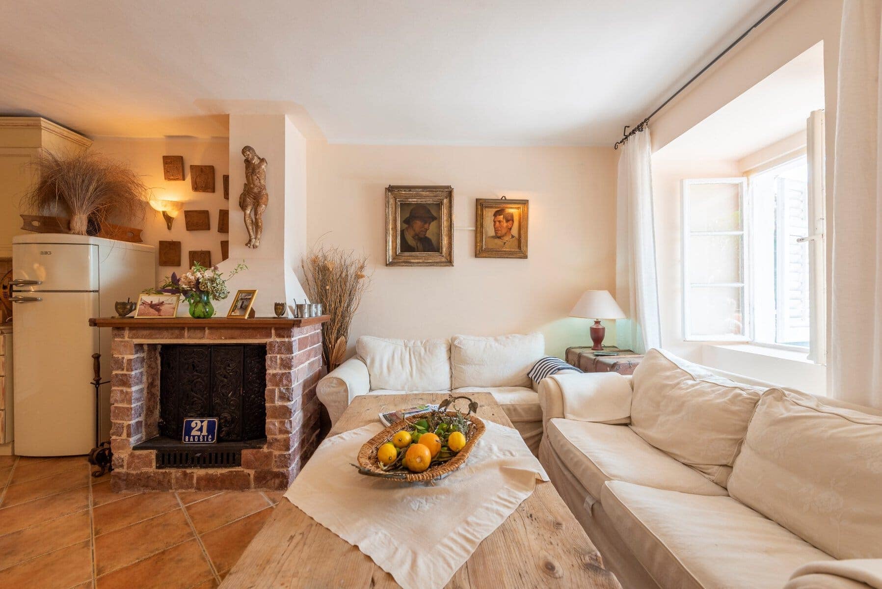 Charming Stone House on the First Line to the Sea in Baosici (6)