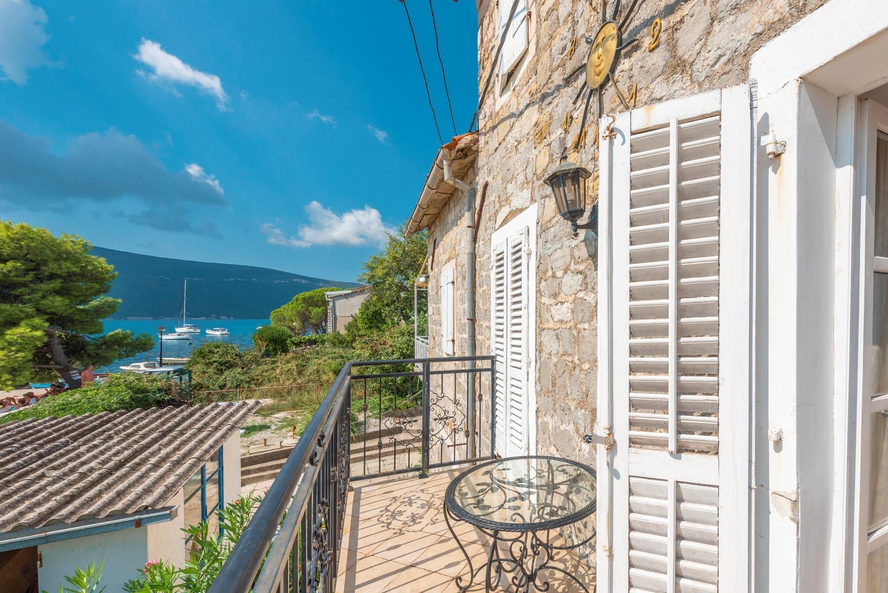 Charming Stone House on the First Line to the Sea in Baosici (16)