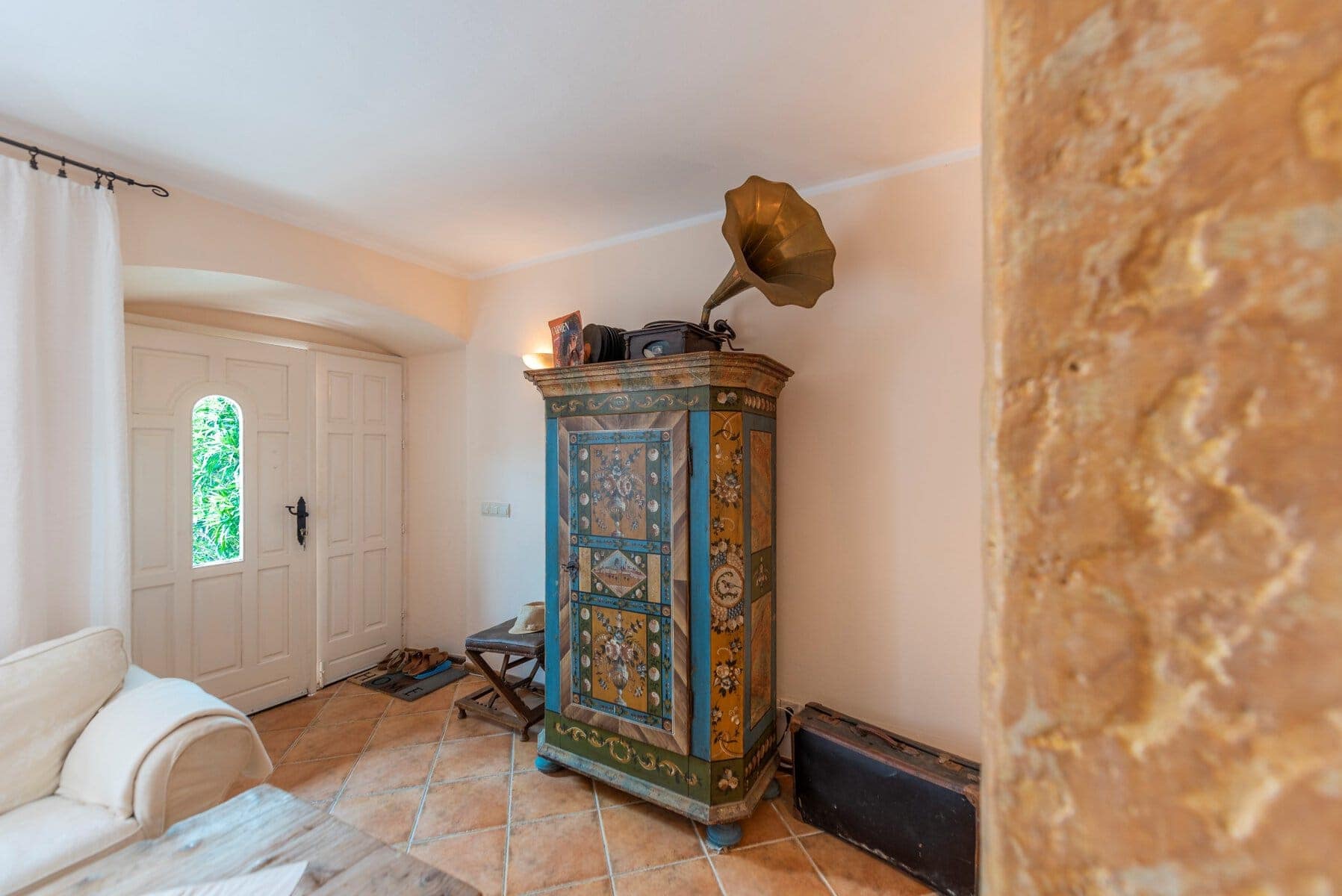 Charming Stone House on the First Line to the Sea in Baosici (24)