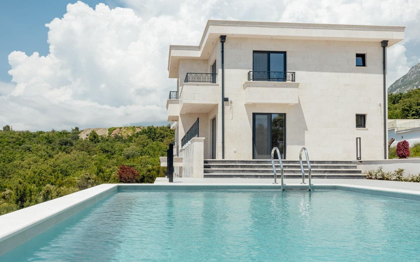 Two Newly-built Villas with Sea Views and Swimming Pools in Rezevici (5)