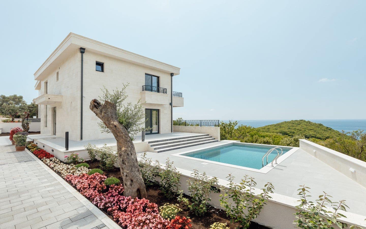 Two Newly-built Villas with Sea Views and Swimming Pools in Rezevici (6)