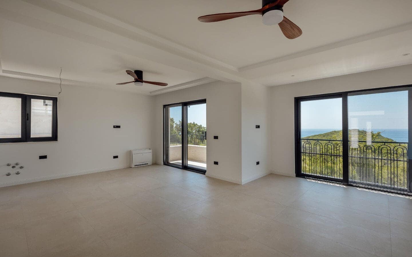 Two Newly-built Villas with Sea Views and Swimming Pools in Rezevici (9)
