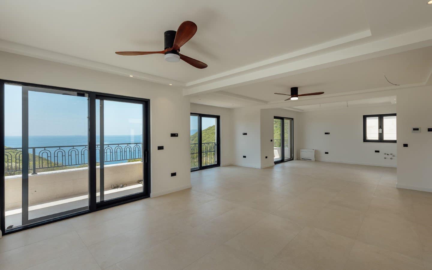 Two Newly-built Villas with Sea Views and Swimming Pools in Rezevici (10)