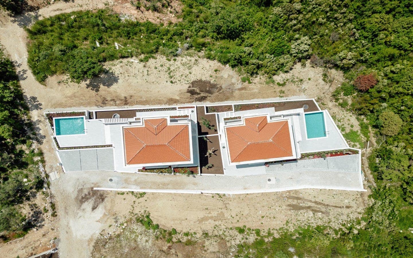 Two Newly-built Villas with Sea Views and Swimming Pools in Rezevici (21)