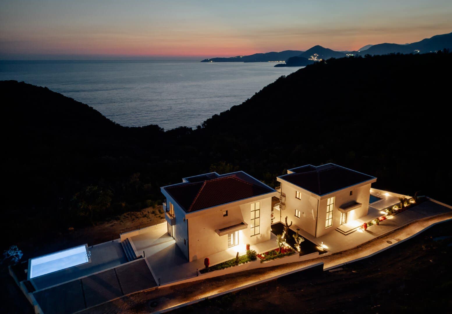 Two Newly-built Villas with Sea Views and Swimming Pools in Rezevici (35)