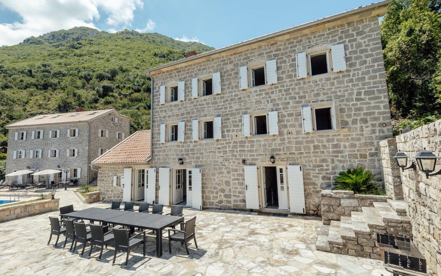 Prcanj – Historical Complex of Stone Villas and Houses (7)