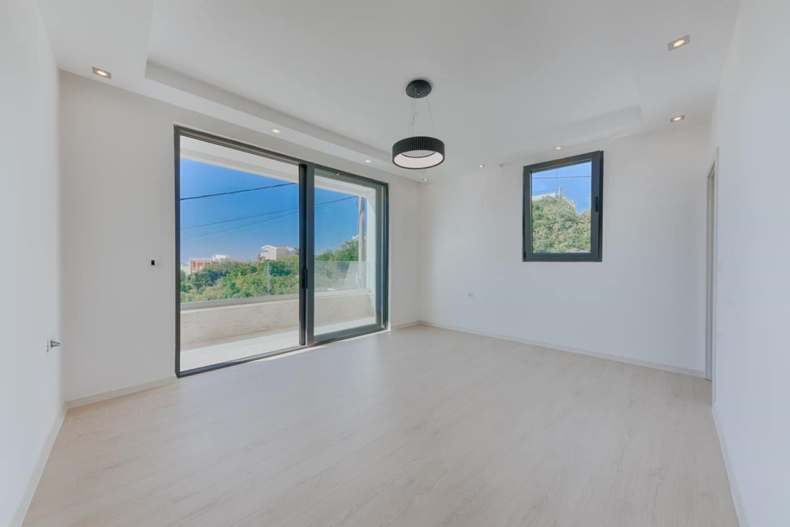 Utjeha – Modern Villa with Swimming Pool Near the Sea (15)
