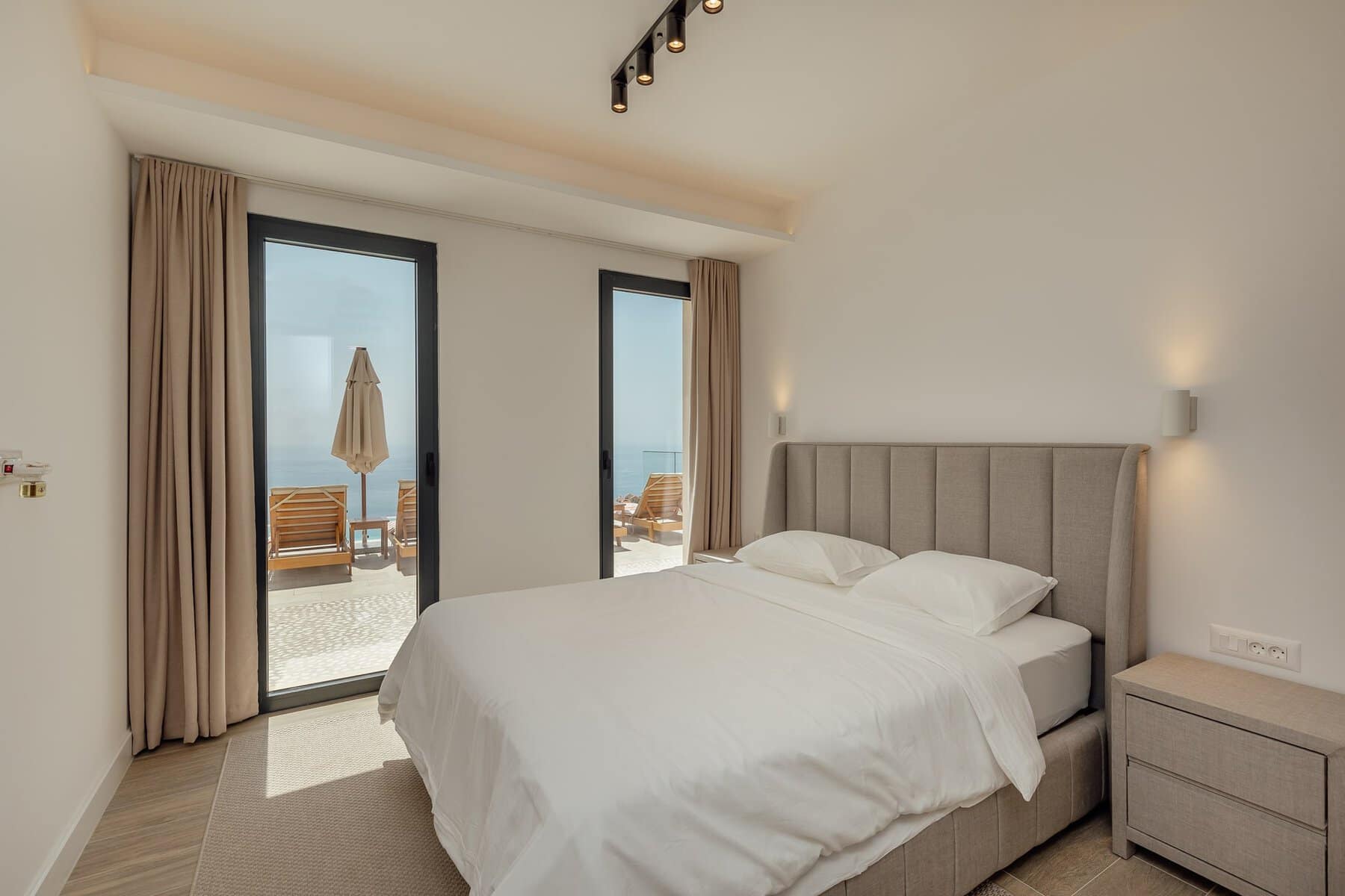 Blizikuce Villa for Rent (9)