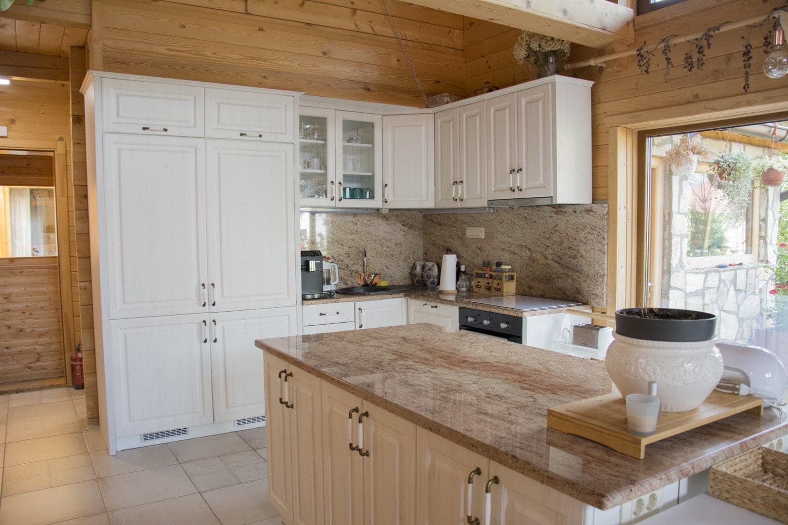 Luxury Mountain Chalet House (7)