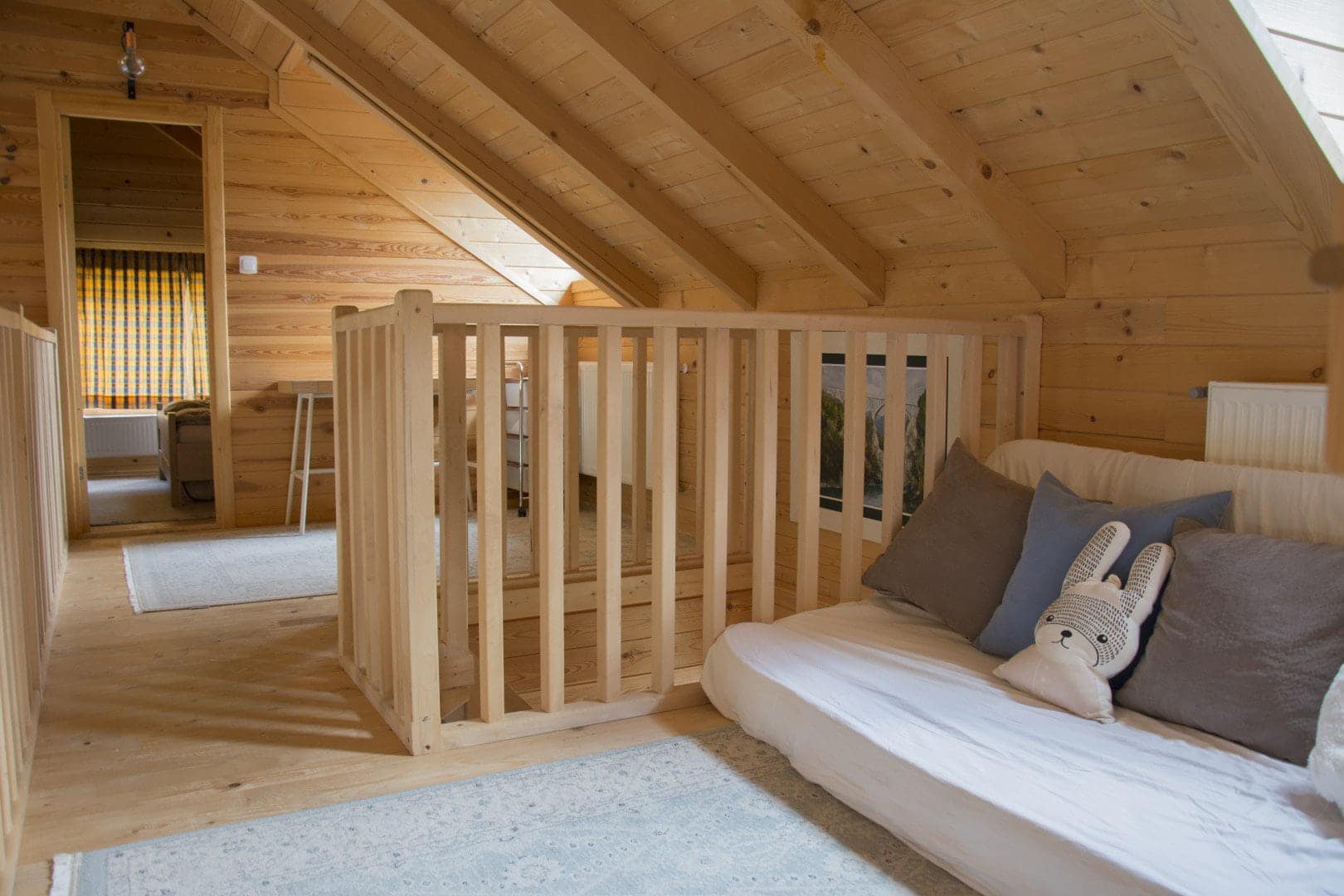 Luxury Mountain Chalet House (12)
