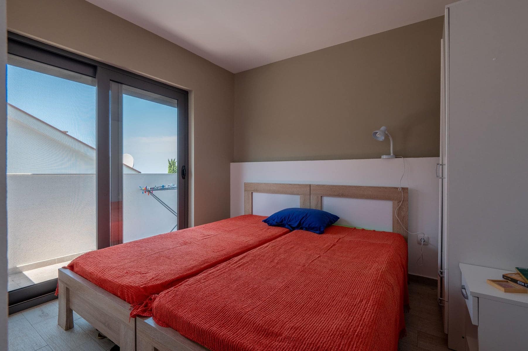 Utjeha 3bdr House (6)