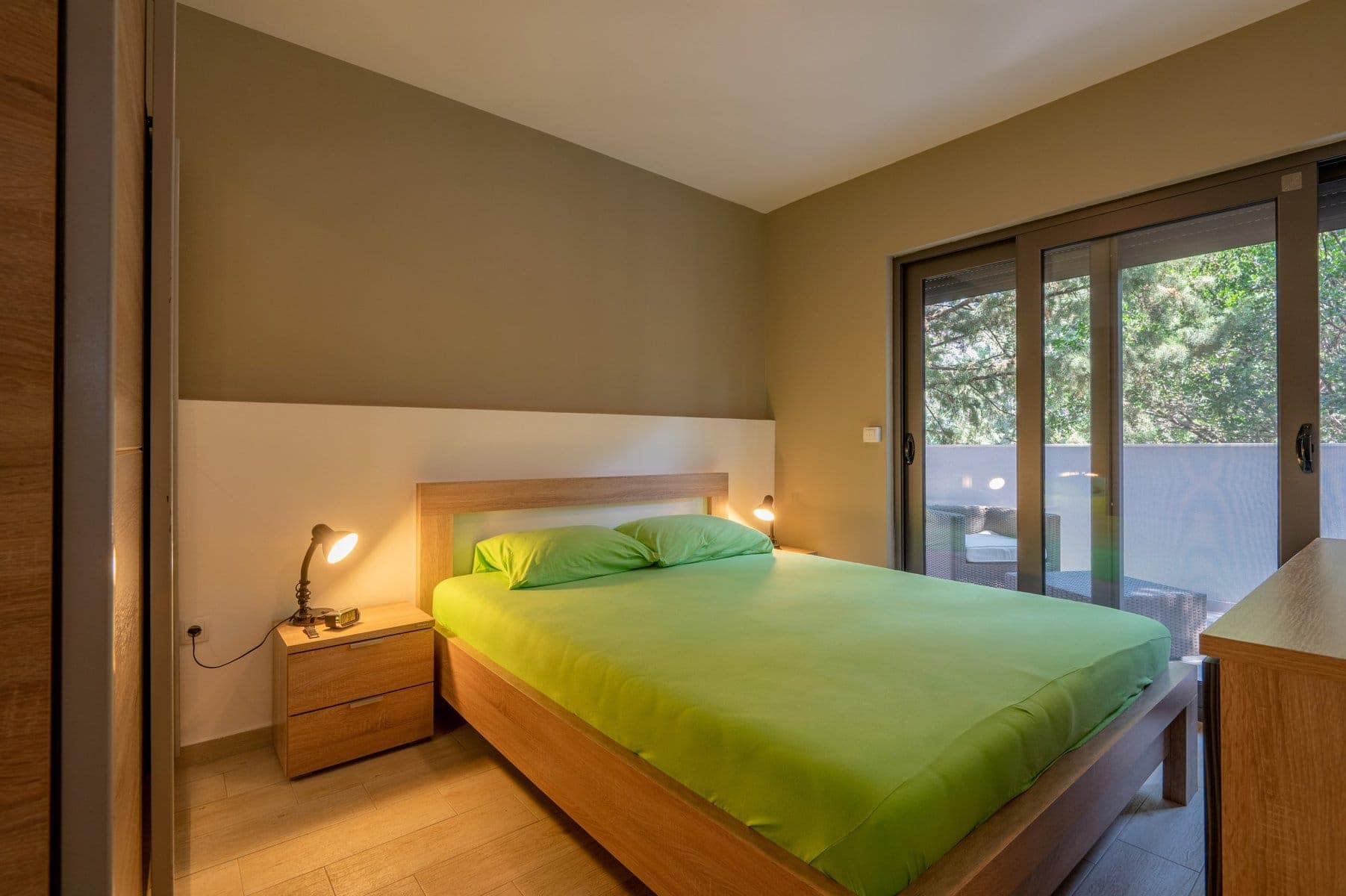 Utjeha 3bdr House (7)