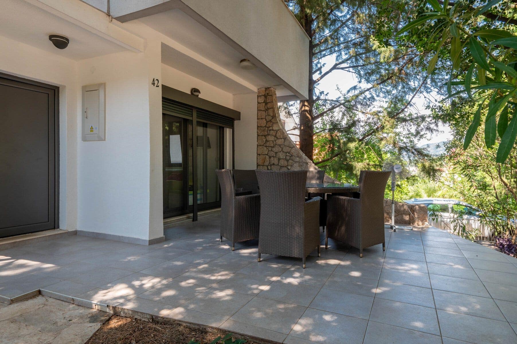 Utjeha 3bdr House (14)