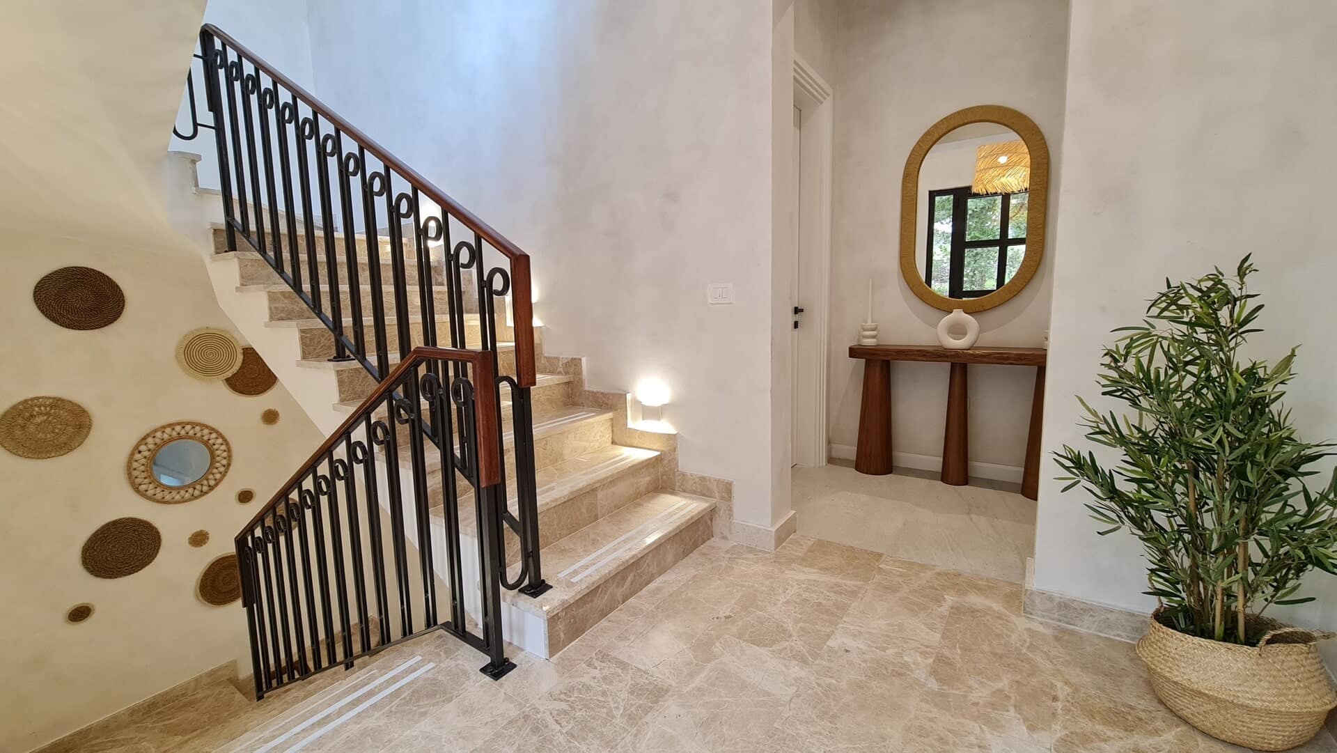 Skocidjevojka 5bdr Villa with Panoramic Sea View (10)