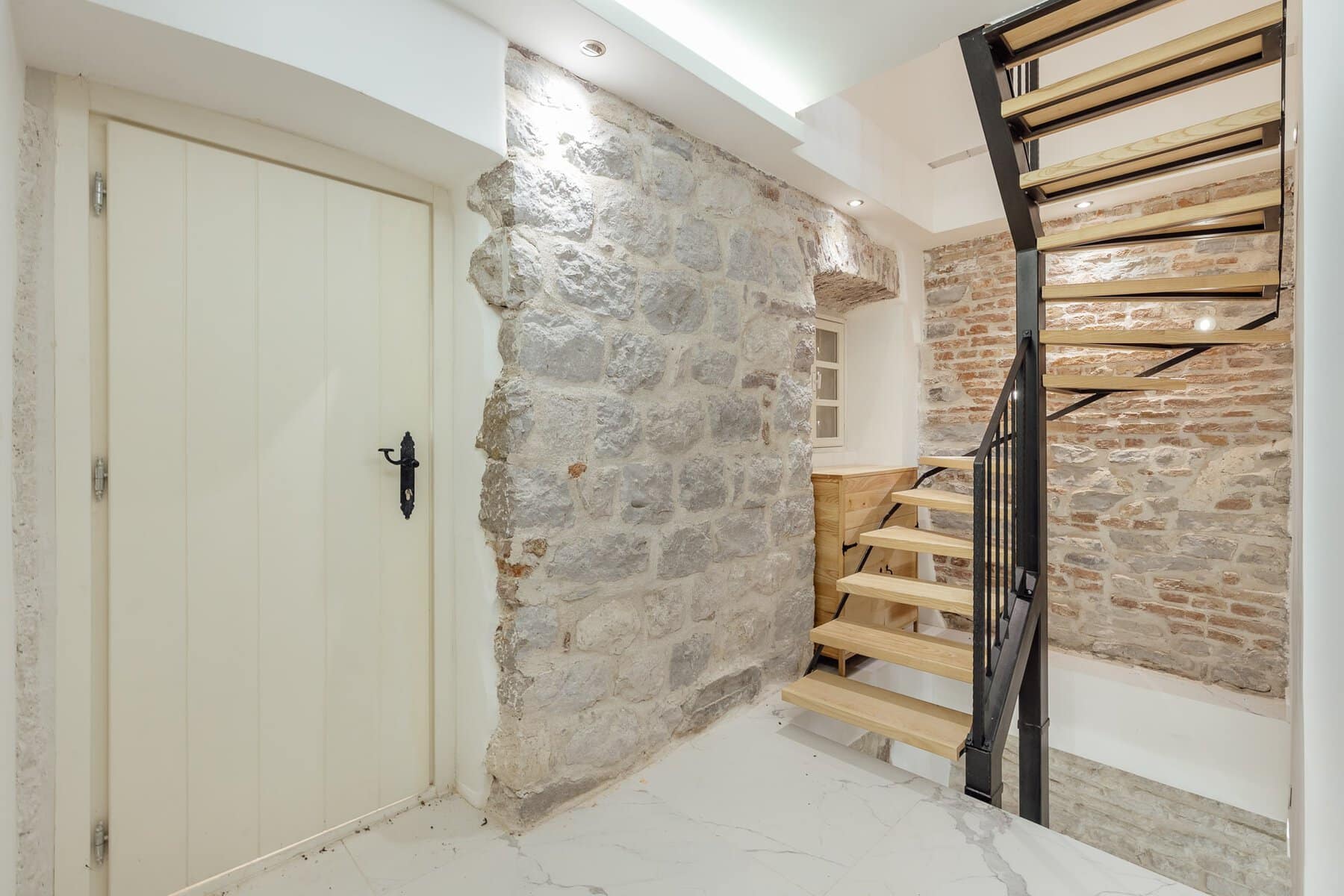 Authentic Stone House Prcanj (8)