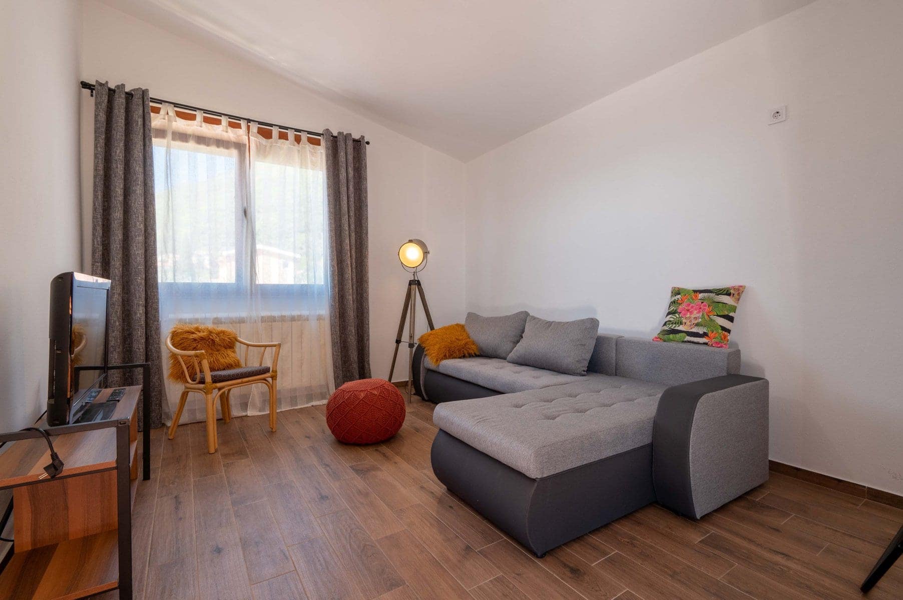 Susanj 5bdr Villa (14)