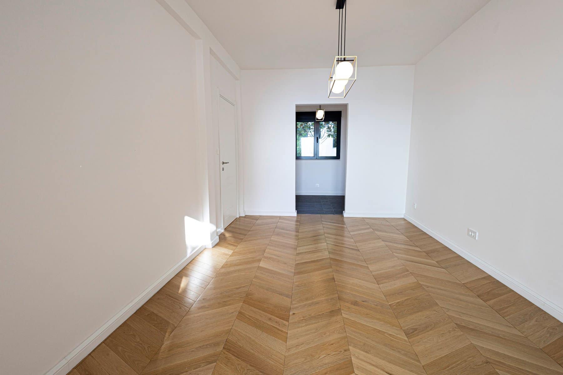 Tudorovici 4bdr Villa (9)