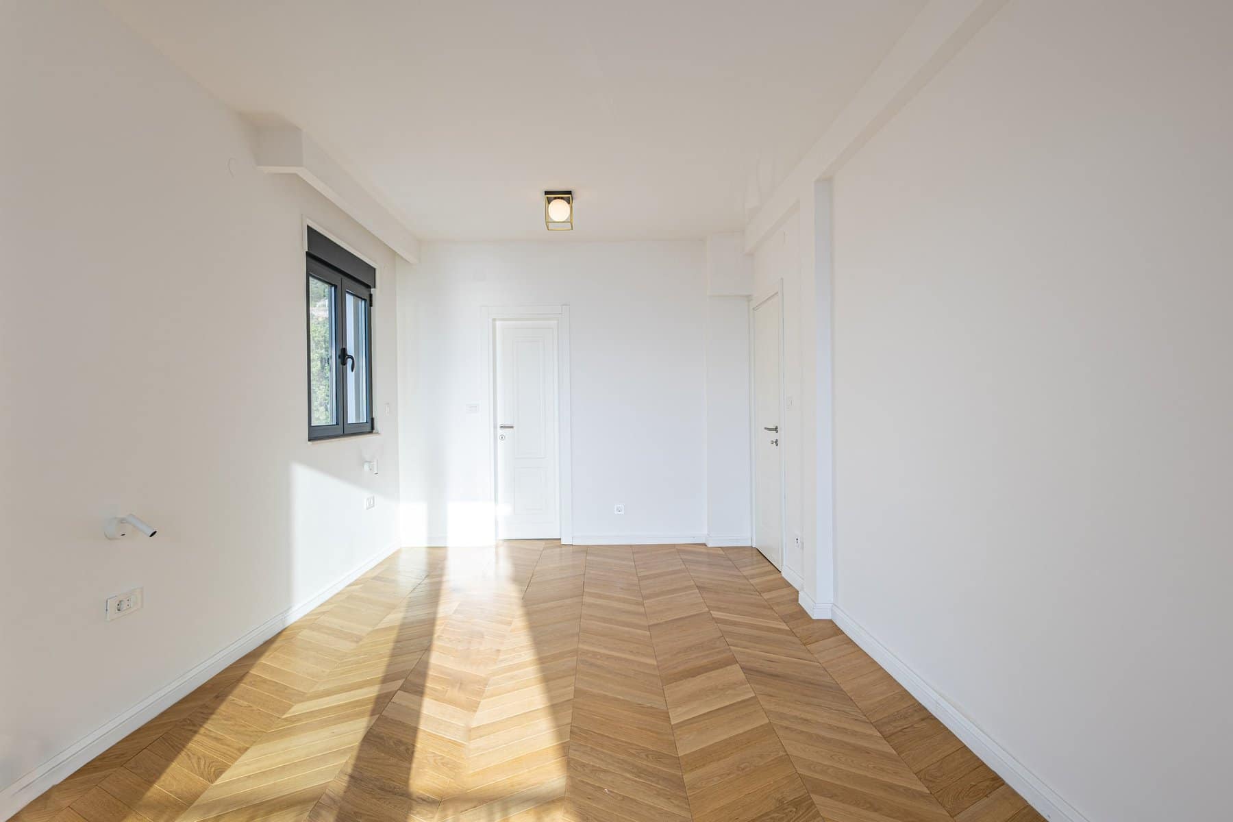 Tudorovici 4bdr Villa (12)