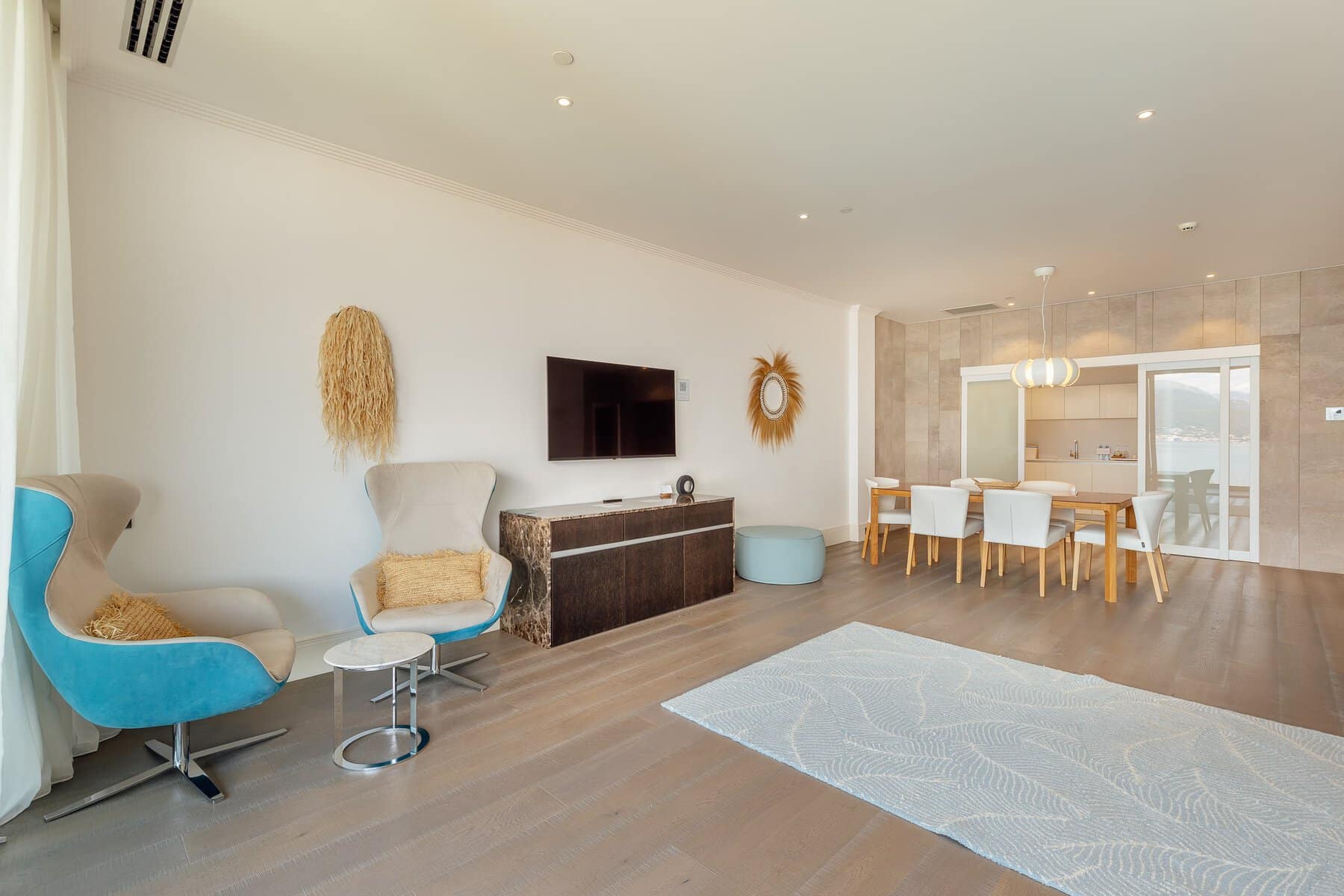 Nikki Beach 2bdr Luxury Apartment (5)