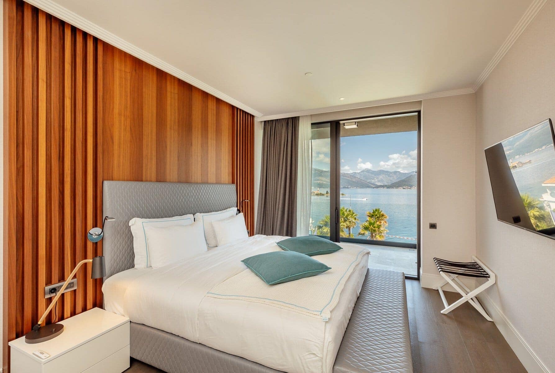 Nikki Beach 2bdr Luxury Apartment (9)