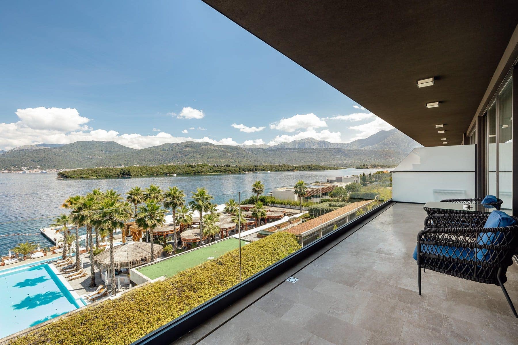 Nikki Beach 2bdr Luxury Apartment (13)
