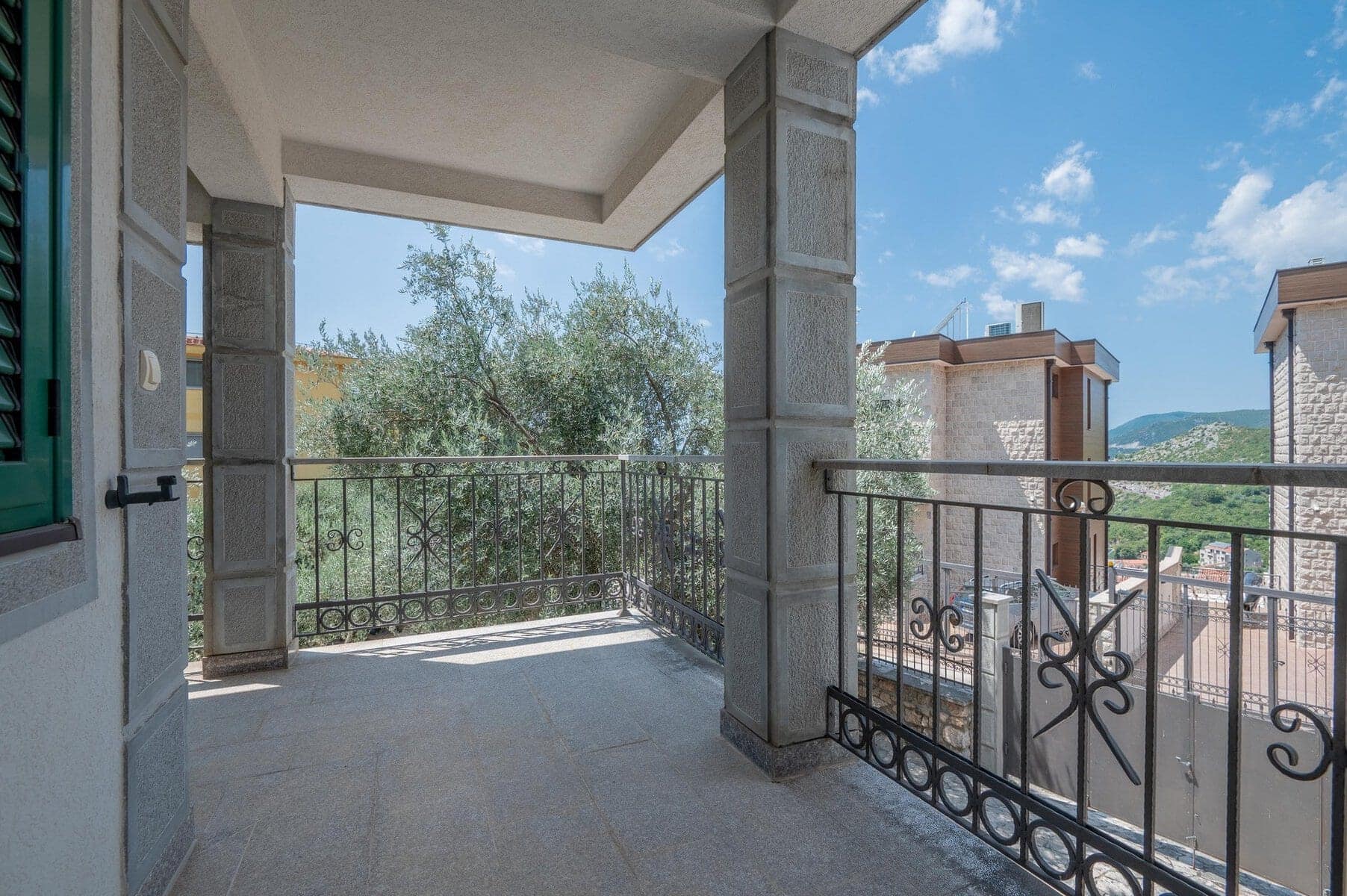 Przno House with Sea View (13)