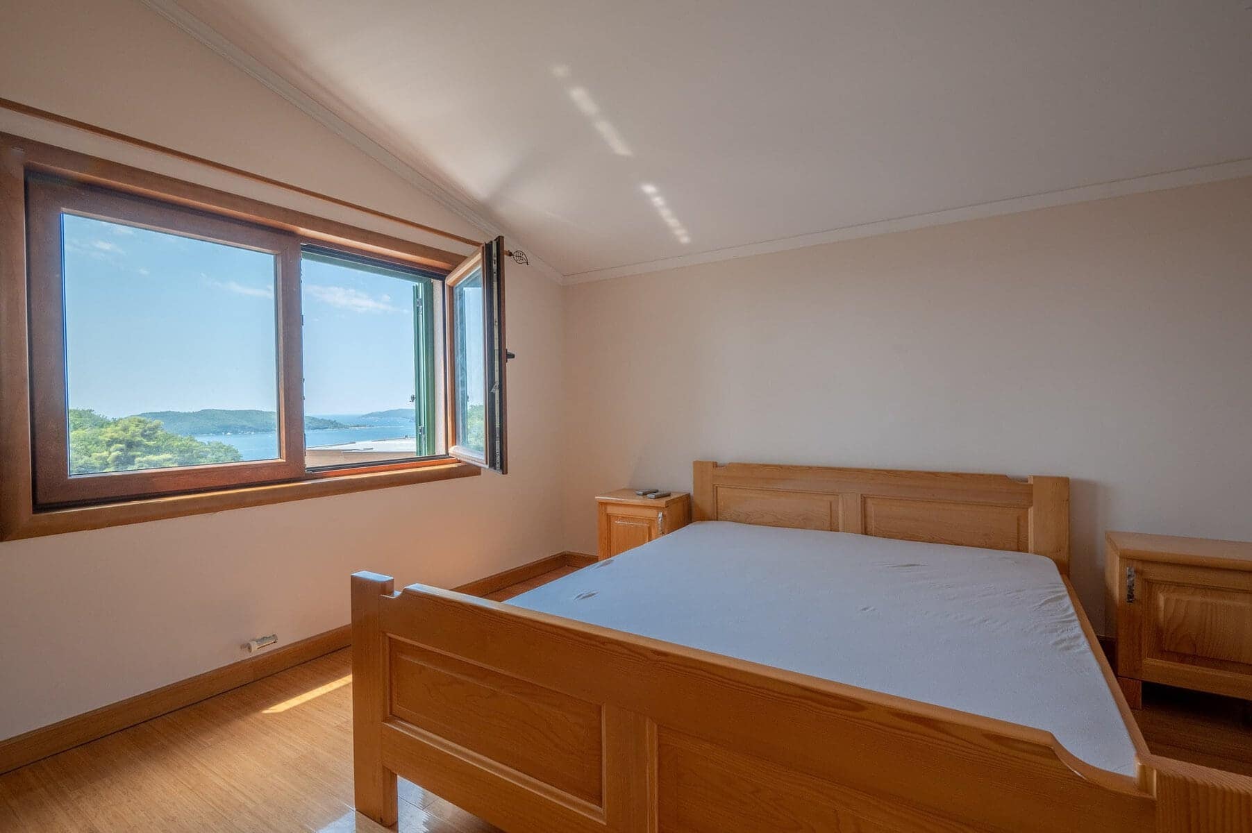 Przno House with Sea View (26)