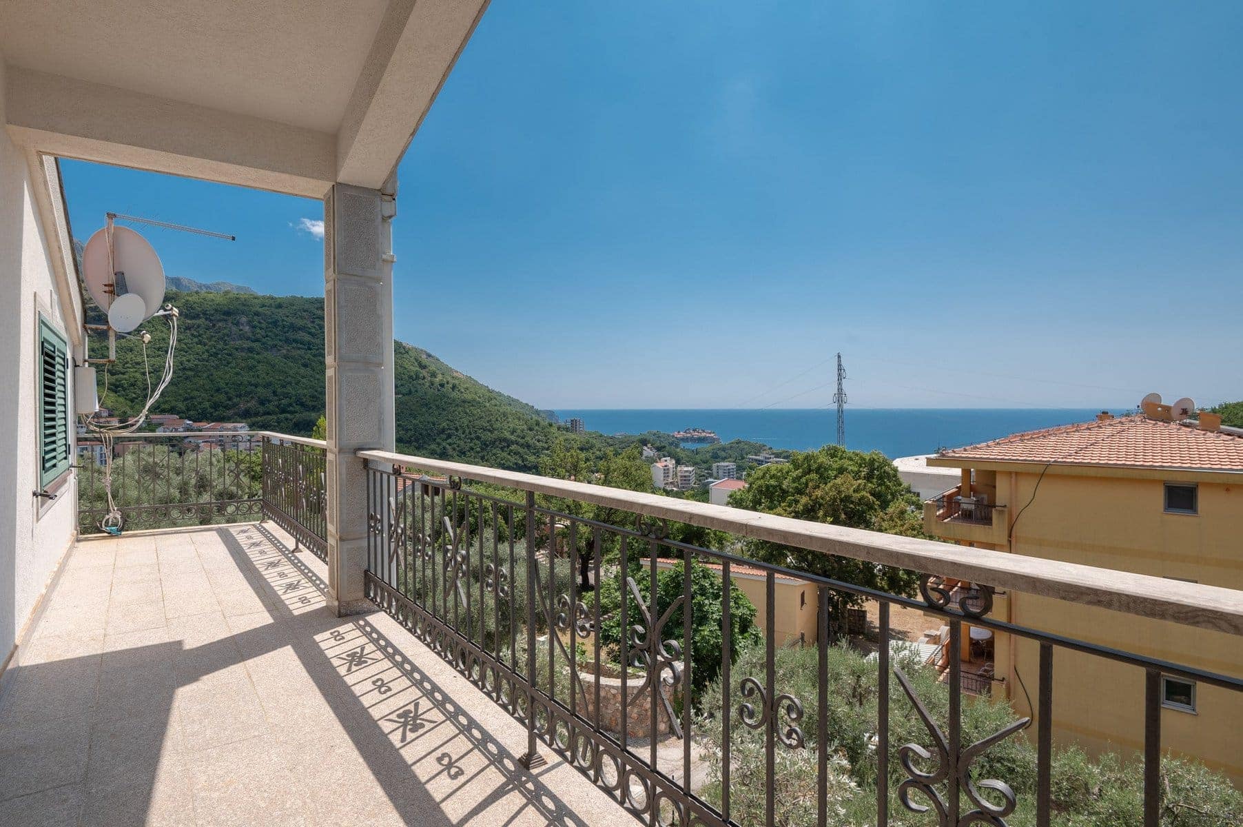Przno House with Sea View (28)