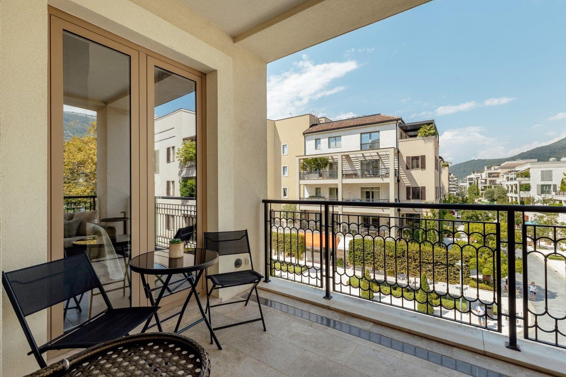 Ksenija 1bdr Apartment for Rent, Porto Montenegro (9)
