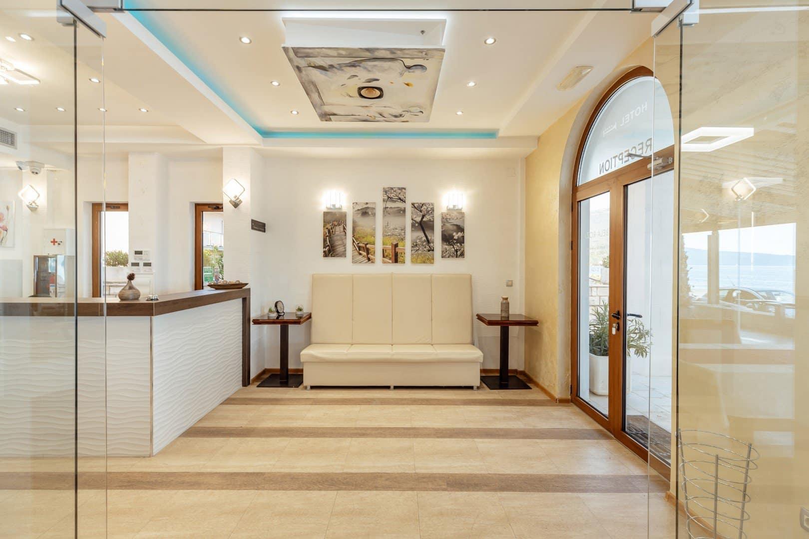 Bijela 4* Waterfront Hotel (5)