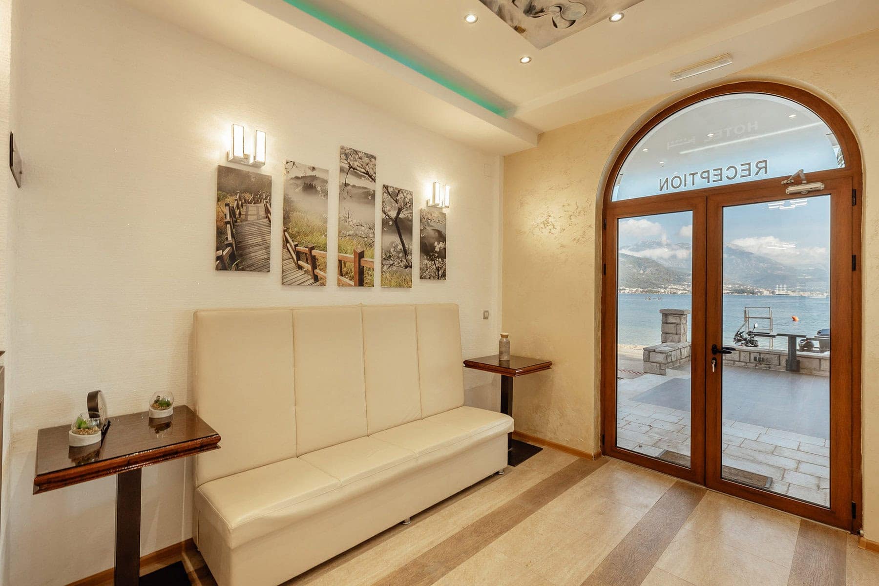 Bijela 4* Waterfront Hotel (7)