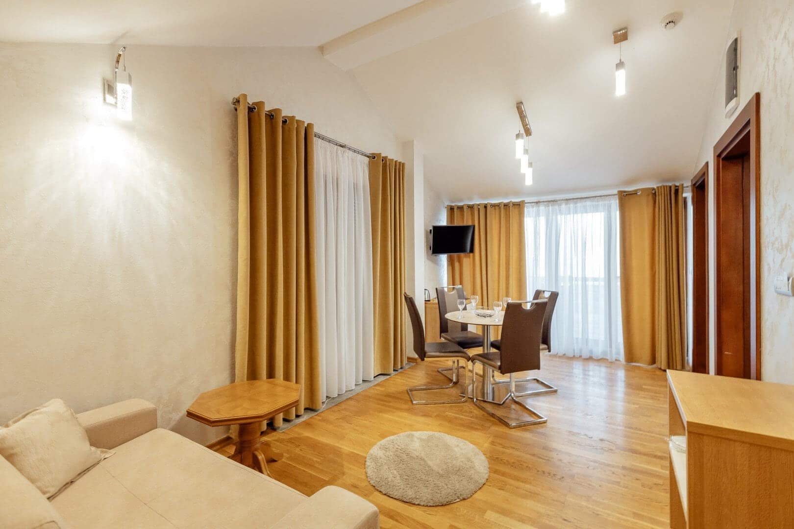 Bijela 4* Waterfront Hotel (20)